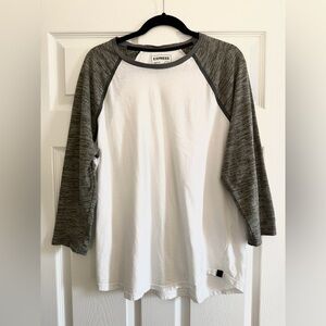Express Tee in White and Gray